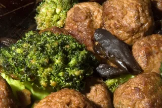 Photo of Meatballs and Brocooli in Teriyaki Sauce
